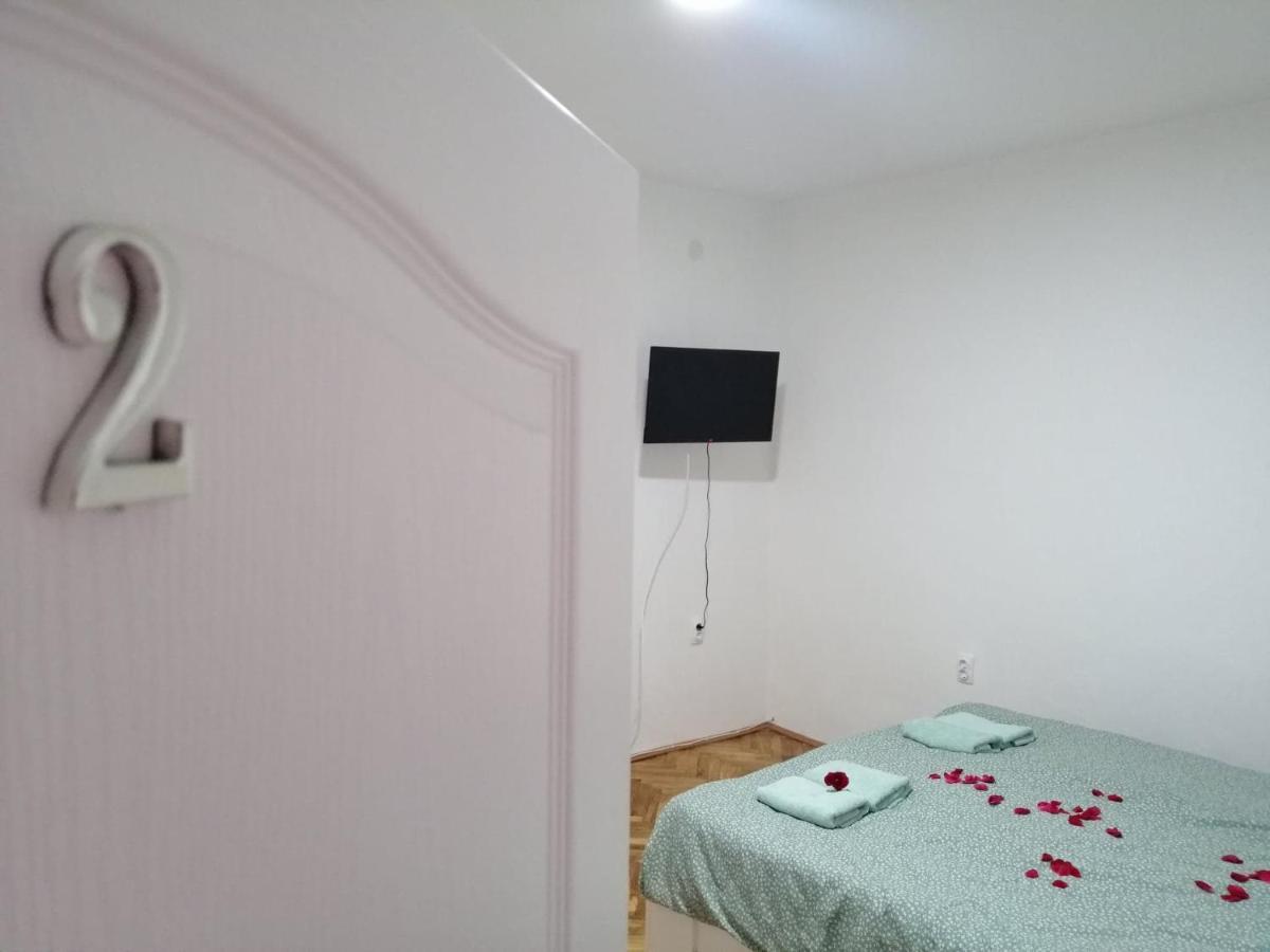 Apartman Nana ยาโกดินา ภายนอก รูปภาพ
